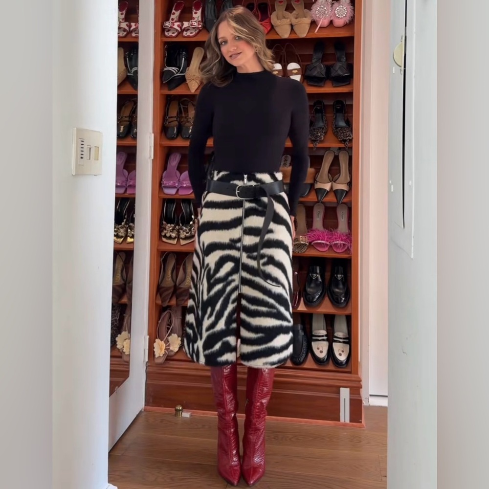 H&M ZEBRA PRINT ZIP-FRONT SKIRT - Picture 9 of 12